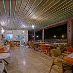 Taru Cave Hotel