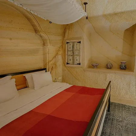 Taru Cave Отель 5*