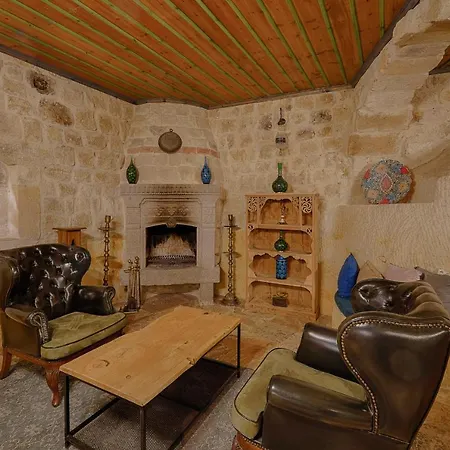 Ξενοδοχείο Taru Cave 5*