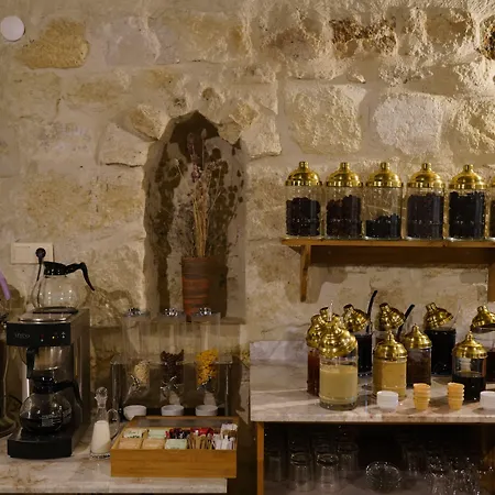 Taru Cave Ουργκούπ