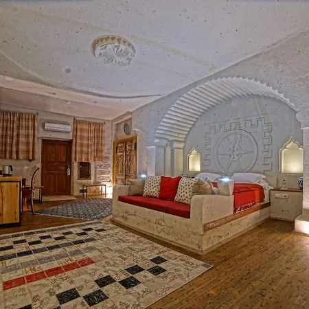 Taru Cave 5* אורגופ