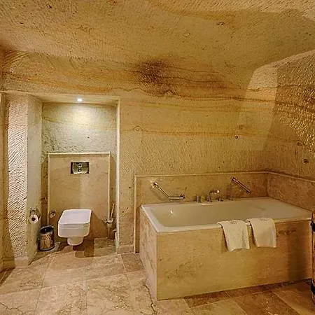 Отель Taru Cave 5*