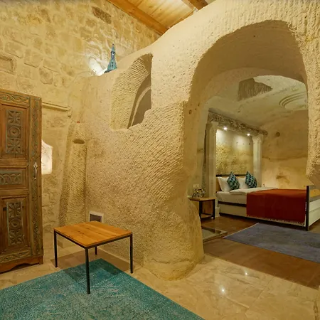 Taru Cave Ürgüp